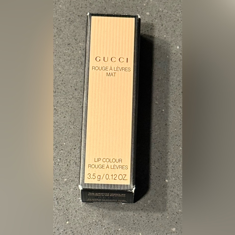 GUCCI Rouge à Lèvres Mat Lip Colour